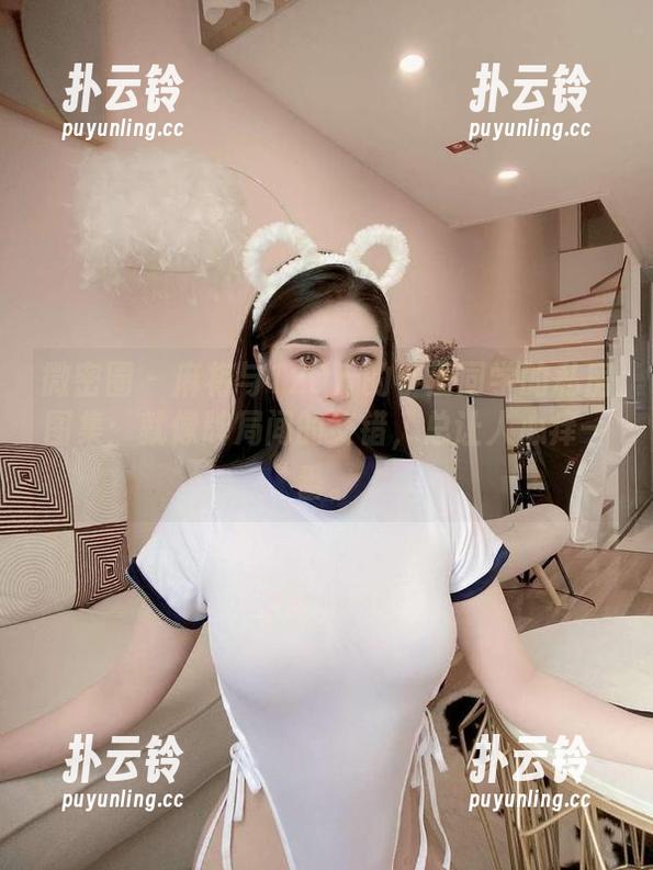 微密圈 - 麻将与120斤的小王同学的私房图集：就像牌局间的交错，总让人心痒一番。
