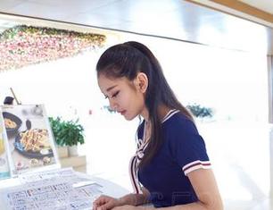 爱丝出品——沿丝绸之路寻美图，咋一看，美得让我想跳舞！