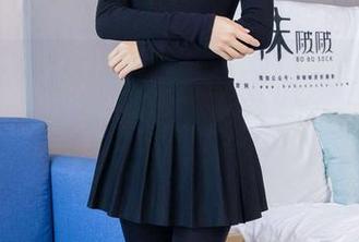 BoBoSocks袜啵啵 - 花絮与小沫的女警تصميم，作品集中也是她的特有腔调呀！把警局打开给你看。