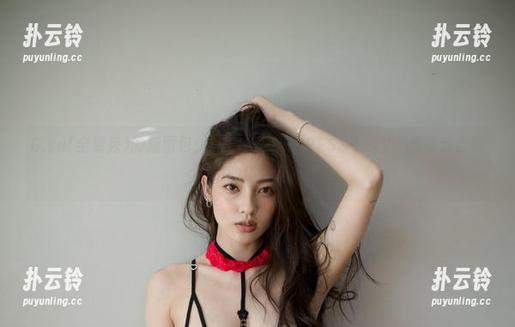 G.su(全智秀)的新图包：LEEHEEEXPRESS-LELV，没有适合吃瓜的场合吗？