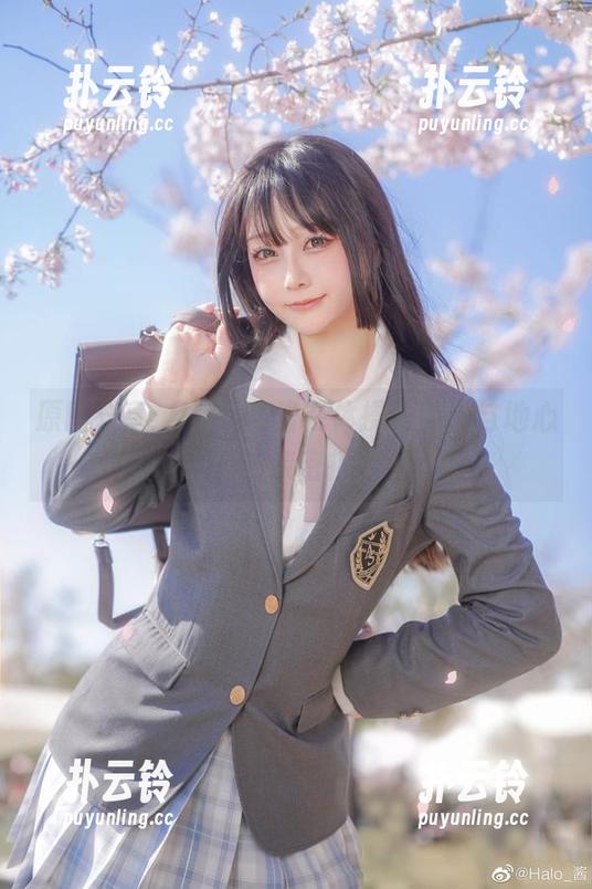 原图分享：Halo_酱在体操服中，与地心引力的亲密接触？