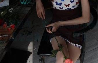 IESS异思趣向 - 美子和她的楼梯图片，下载后想象力就飞了起来。