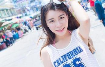 IMiss爱蜜社 - 图片里的杨紫嫣Cynthia，定制的校服巧妙藏着点什么？