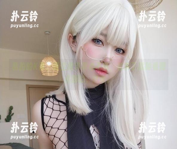 私拍的K酱，镂空细节真心不错，看多了就能看到点别的，哈哈。