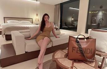 微密圈 - 紫色韵味，MIYA的新潮流，原图给你，还不赶紧来！