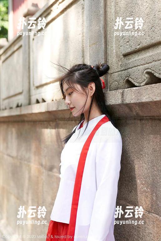 MiiTao蜜桃社 - 漫无目的的分享：梦乃Mandy居家的图片，真特么很平静，反正没啥大事，也没啥特别的意味。