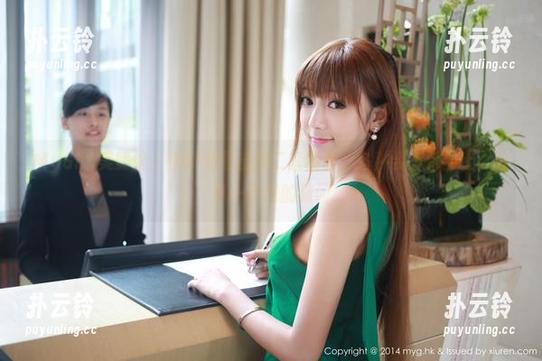 MyGirl美媛馆 - 唐琪儿复出第二套图集，各种姿态都要上，分享一下我的疑问