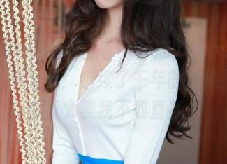 QingDouKe青豆客 - 梦娜Vanessa的居家写真合集：延续了千年的拖地技术，画面太美我不敢直视～