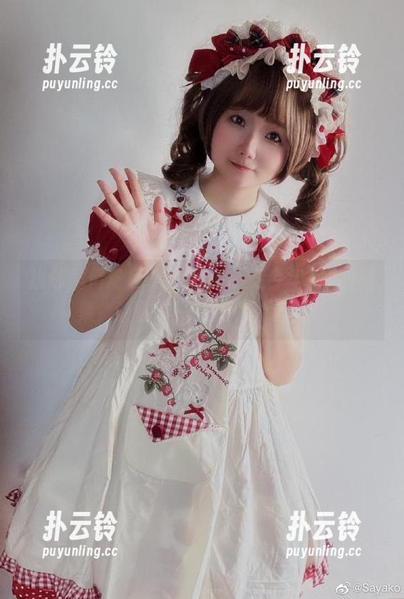找邻居借粉色，Sayako＿今年4岁的图集，让你每一张更像冰淇淋！