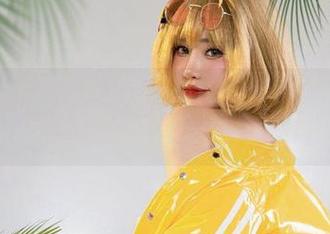 新的预算书？不，是Tiny Asa的写真最新力作！CorinxEllenJoe，哈哈，这是谐音吗？