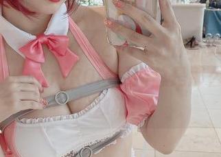 新发现！Tomiko(とみこ)的写真集DREAMSICKminiROM更新总是那么让人轻松放松！