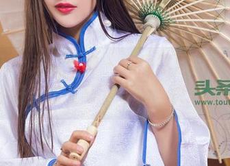 TouTiao头条女神 - 刘雨露黑白写真，原图好到想立马下载呀，快点来！