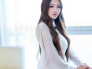 TuiGirl推女郎 - 赵惟依的黑色私拍，我打算私藏这波作品，真想和她聊聊。