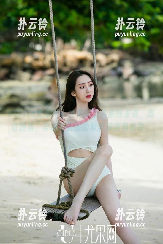 UGirls尤果网 - 乔依琳黑色系列来袭，高清图集，身材跟衣服的默契果然很别致。
