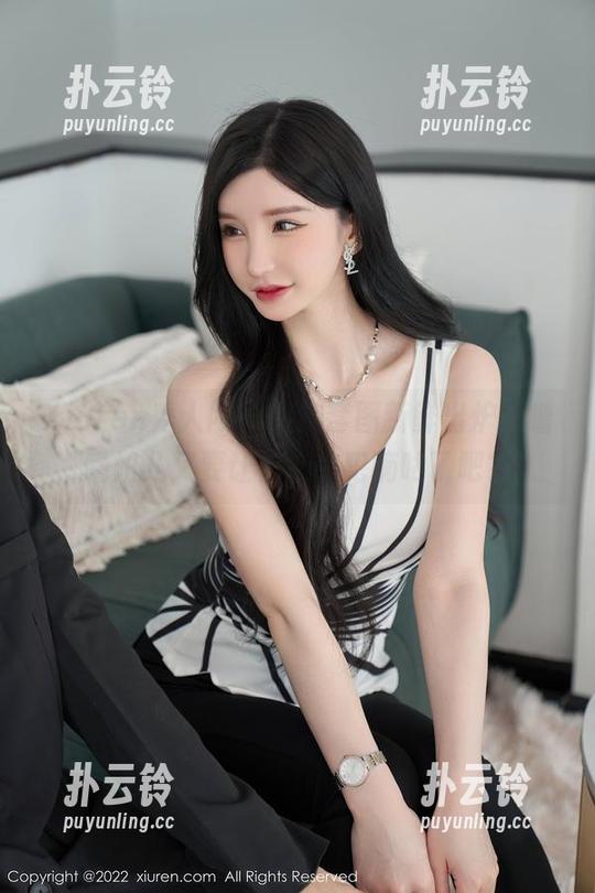 Xiuren秀人网-噜噜妞儿 Xiuren秀人网 - 旅拍套图新鲜出炉,噜噜妞儿又要让你心中犯嘀咕了吧?