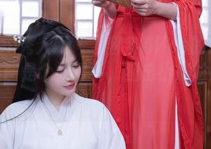 Xiuren秀人网 - 容容容Alice的运动写真：美图是个好帮手，狙击小尴尬的利器！