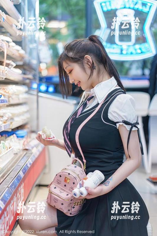 Xiuren秀人网 - 杏子Yada的粉色小破碎，全集就像糖果一般，快来尝尝原图的滋味吧！