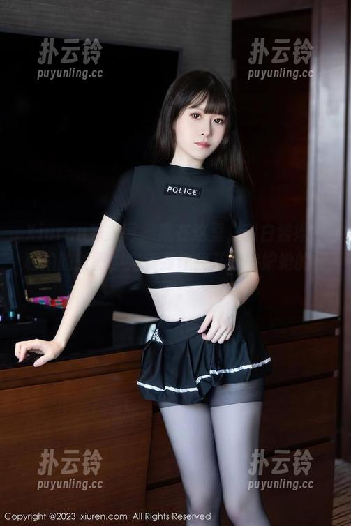 Xiuren秀人网 - 就在这里，甜白酱婚纱私拍的美图，完美到让我开始嫉妒她的裙子。