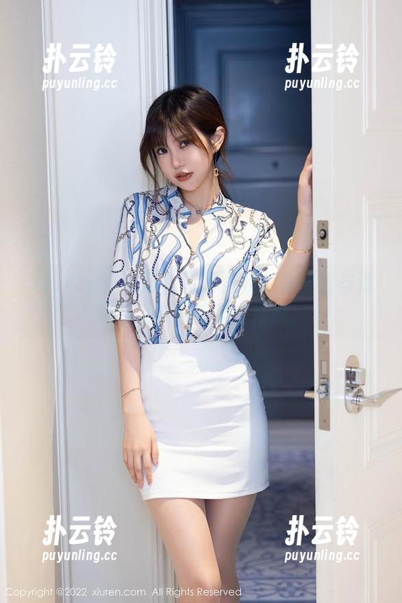 Xiuren秀人网 - 写真合集：美桃酱与海边不太靠谱的亲密接触。
