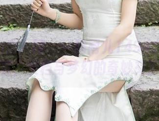 Xiuren秀人网 - 一睹雨儿1494办公室写真，文档与梦幻的奇妙交汇