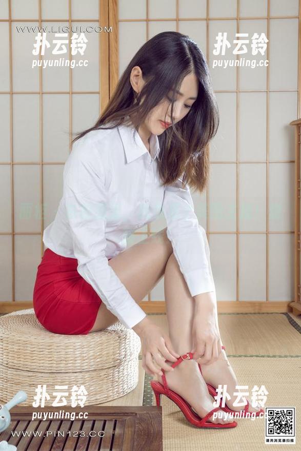 丽柜 - 在校服里，我也是个美图主播！甜甜上线！