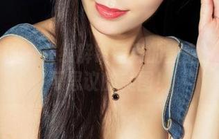 克拉女神 - 在线解锁孟君的教室：遇见不可思议的美图！