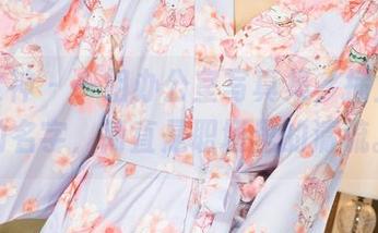 克拉女神 - 一组办公室写真集，插上薇薇的名字，简直是职场里的清流。