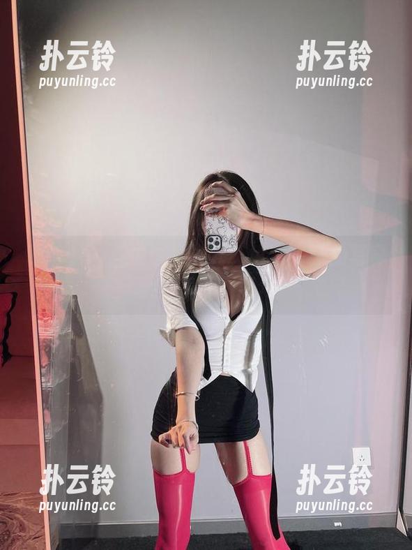 兔宝妮to 微密圈 - 自拍也要讲究?兔宝妮to的写真分享,你敢不点开?