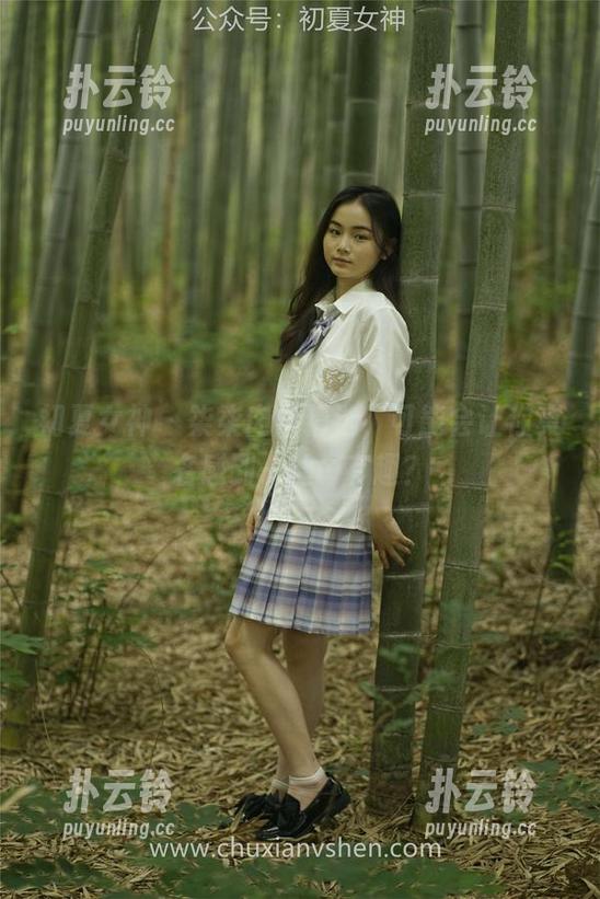 初夏女神 - 柒柒肉丝精选，可能会让你莫名感到一丝…有趣？