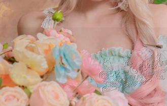 咬一口兔娘的战斗女仆cos：光波滚滚来，这波分享实在是太饱满啦！