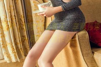 头条女神 - 修女也有春天，李丽莎带来不一样的福利作品！