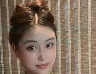 微密圈 - 看这张原图，奶雯的白色蕾丝，估计春天看到都要害羞吧？