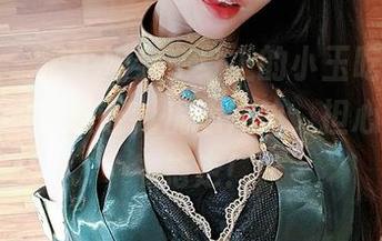 微密圈 - 把牛奶穿在身上的小玉吃果冻，作品里的皮肤让我忧心忡忡，担心她会被牛拖走！