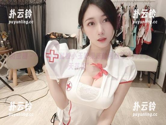 微密圈 - 一不小心就被小玉吃果冻的网盘写真拉上了“天花板”。