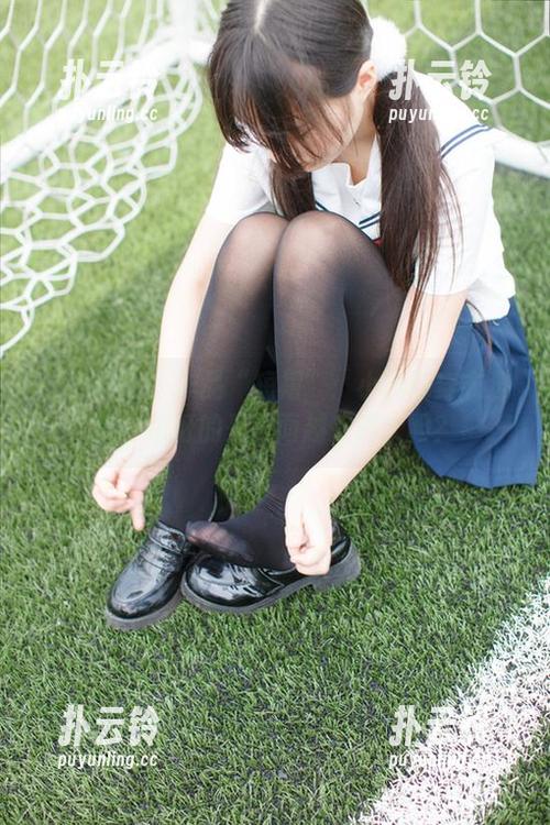少女秩序 - 作品“短裙”：小满的穿衣选择，惊讶的是反而越来越大胆？