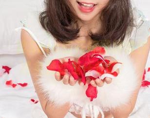 尤果网 - 被Sara的花嫁图册迷住了，果然免费就是任性啊！
