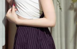 尤果网 - 看杜小雨全套水手服，下载前最好先深呼吸。