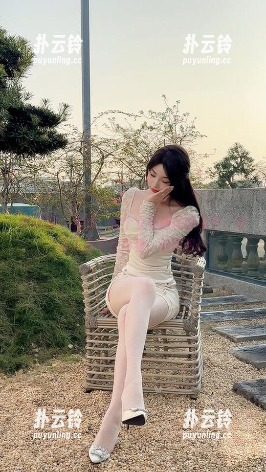 微密圈 - 我想，这个女仆版的徐莉芝，会让人忍不住再看一遍图包！
