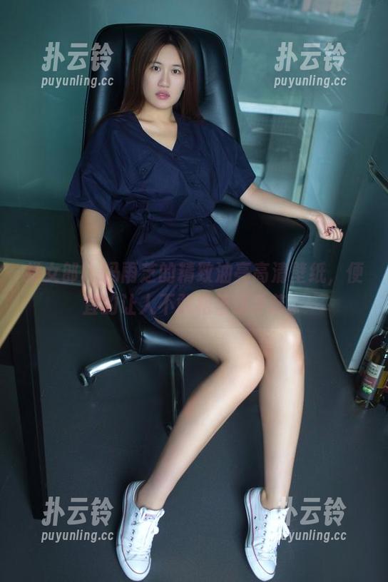 推女郎 - 冯雨芝的精致油亮高清壁纸，便宜的让人不敢相信这手艺。