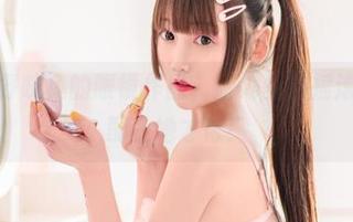 精选星野咪兔的眼镜作品，脑海里的摇滚曲风要配上她才行！