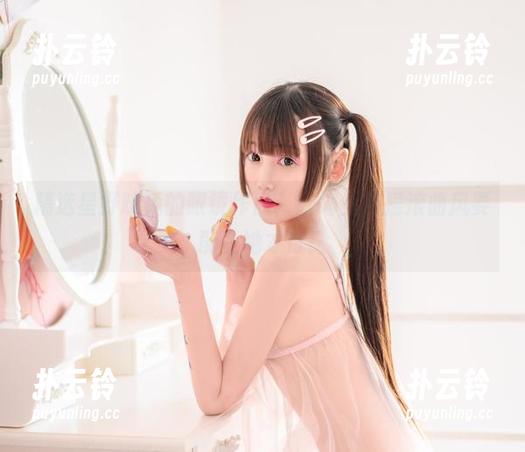 精选星野咪兔的眼镜作品，脑海里的摇滚曲风要配上她才行！