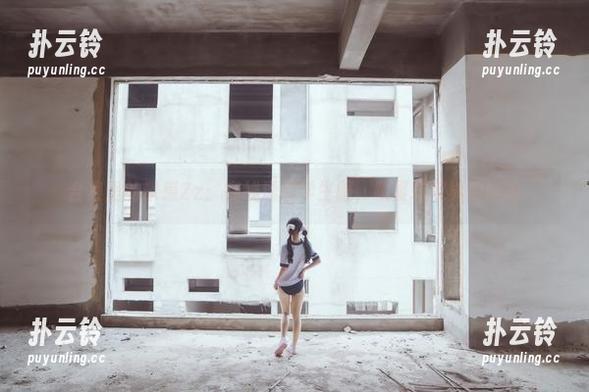 合集里的晕崽Zz：在线透明学生服，频繁转视界的尴尬