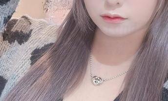 月城委员会的“WonderLand”高清套图，转身就成了我的“不能错过”的收藏啊，毫不夸张。