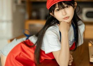 桜井宁宁：你能想象她的美图就像从天上掉下来的天使吗？