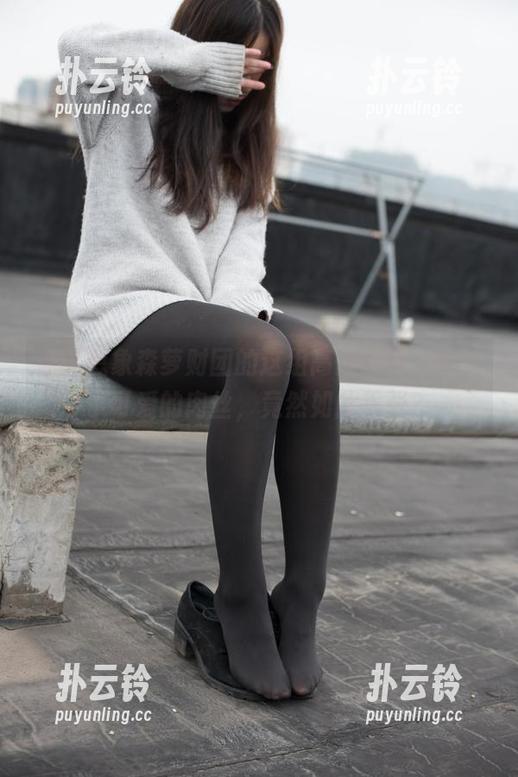 你能想象森萝财团的这组高清写真，粉红小可爱的肉丝，竟然如此乖张？