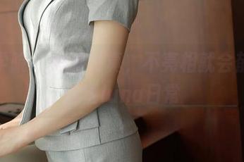 模范学院 - 短裙写真，不亮相就会郁闷的卤蛋luna日常