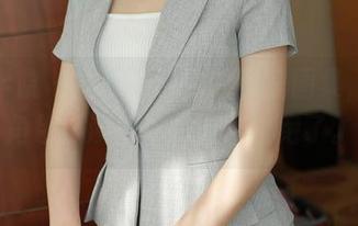 模范学院 - 看甜筒晓彤的私房图集，秘书角色扮演得如此到位，绝了。