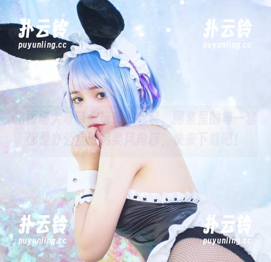 洛丽塔大哥带你玩转职业装，图集里的每一套都是办公室的另类风向标，快来下载吧！