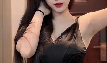 微密圈 - 琳铛铛图集分享：嘉宾到底在想啥？看得我手捧零食乐不停！