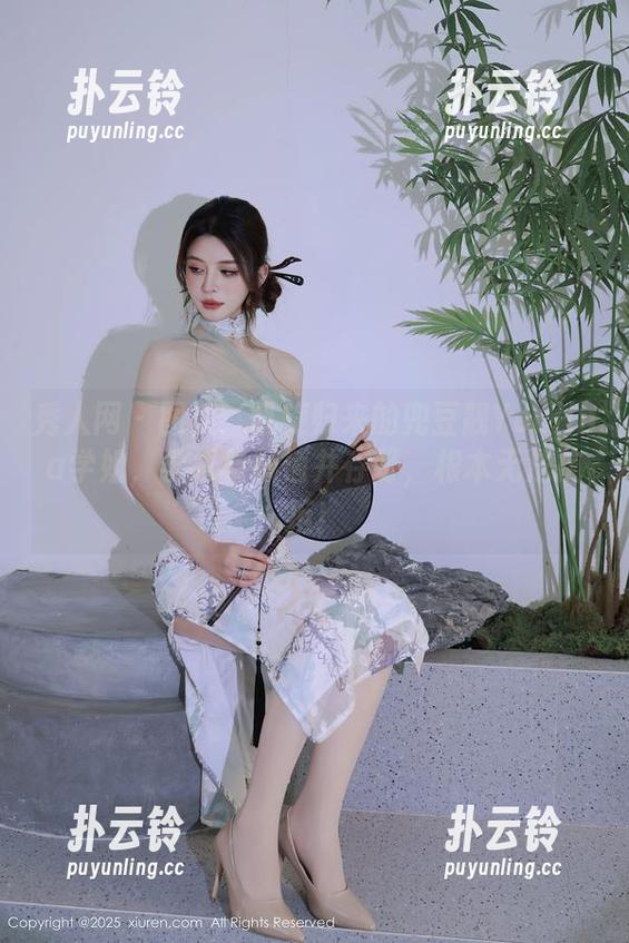 秀人网 - 图集：凯旋归来的兜豆靓Youlina学姐，学术与颜值并存呀，根本无法抗拒！